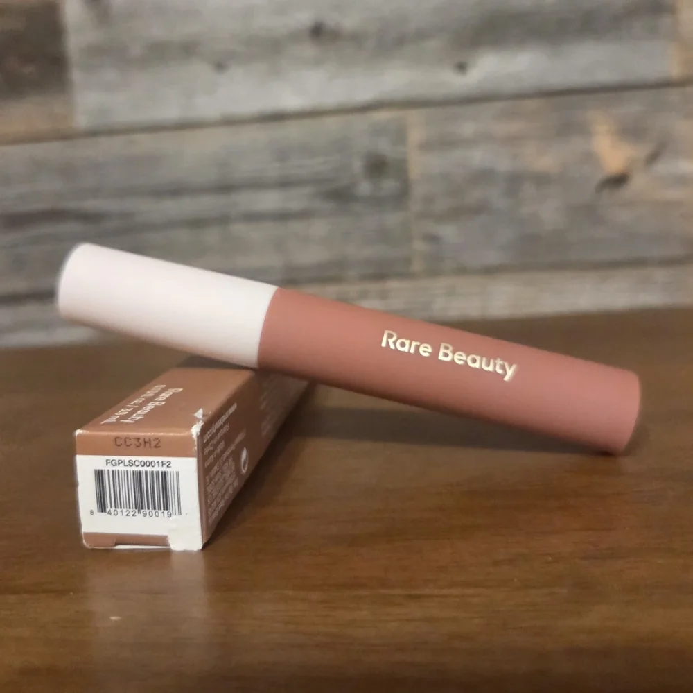 Rare Beauty Souffle Matte Lip Cream- In Courage